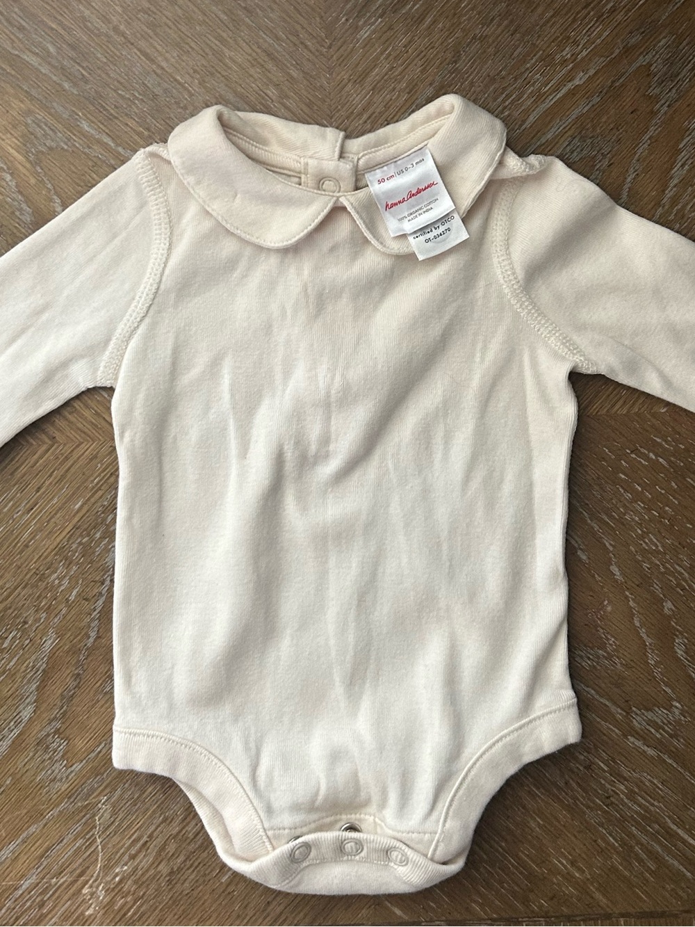 Hanna Andersson Cream Long-Sleeve Peter Pan Collar One-Piece 3 months